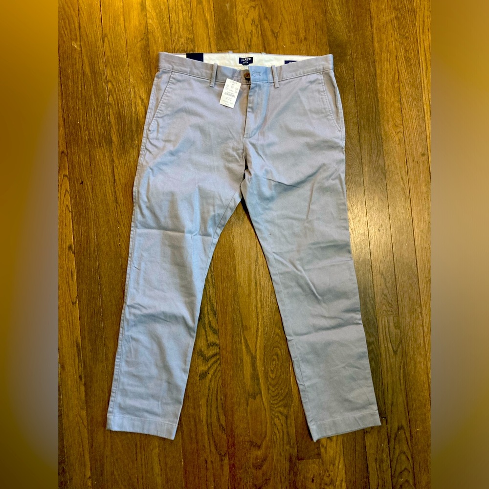 J-crew gray slim fit flex chinos. 33x30. New with tags
